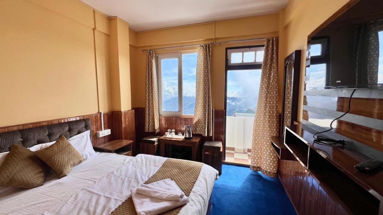 Hotel Hill Top Darjeeling  Eksteriør bilde